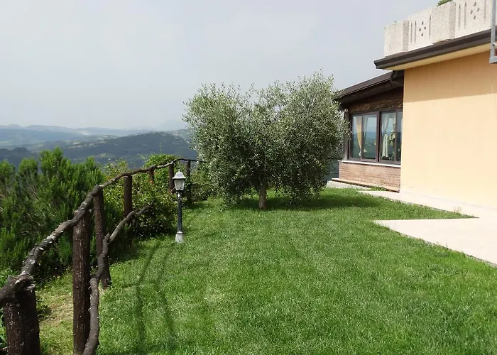 Agroturismo La Terrazza Valfabbrica